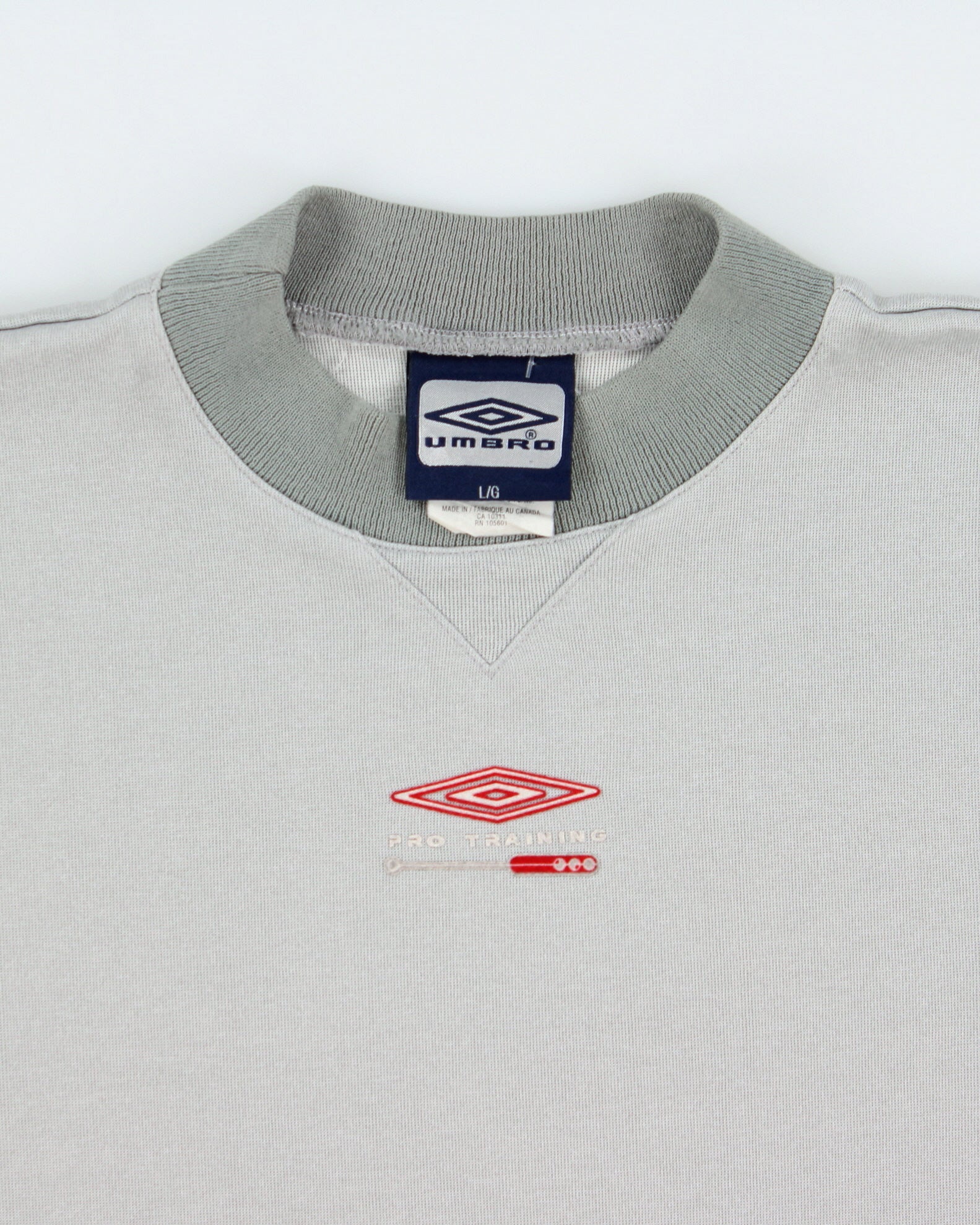 Vintage 2002 Y2K Umbro Pro Training Grey High-Neck Crewneck Sweatshirt - L