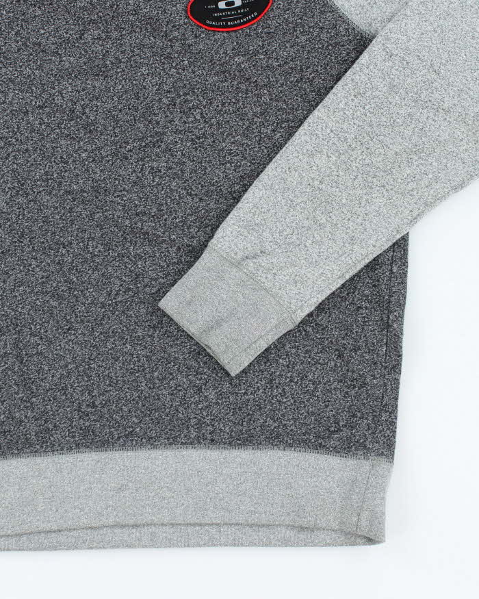 Vintage 2000's Oakley Small Patch Logo Sweatshirt - S