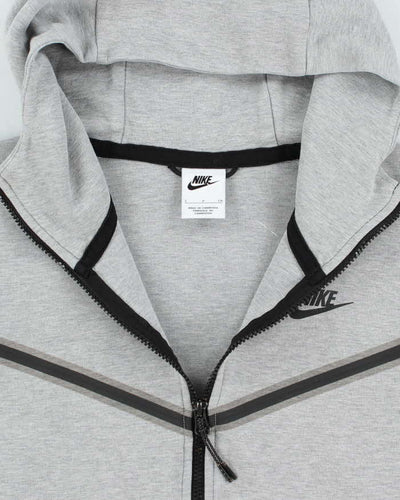 Vintage Nike Lightweight Zip Up Hoodie - S