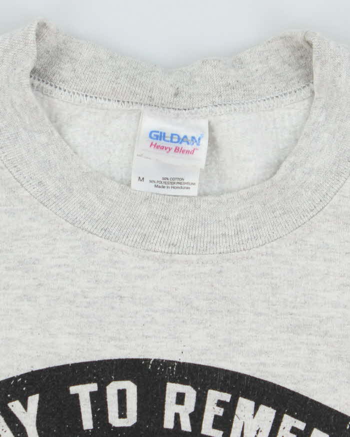 Vintage 2000's A Day to Remember Band Sweatshirt - M