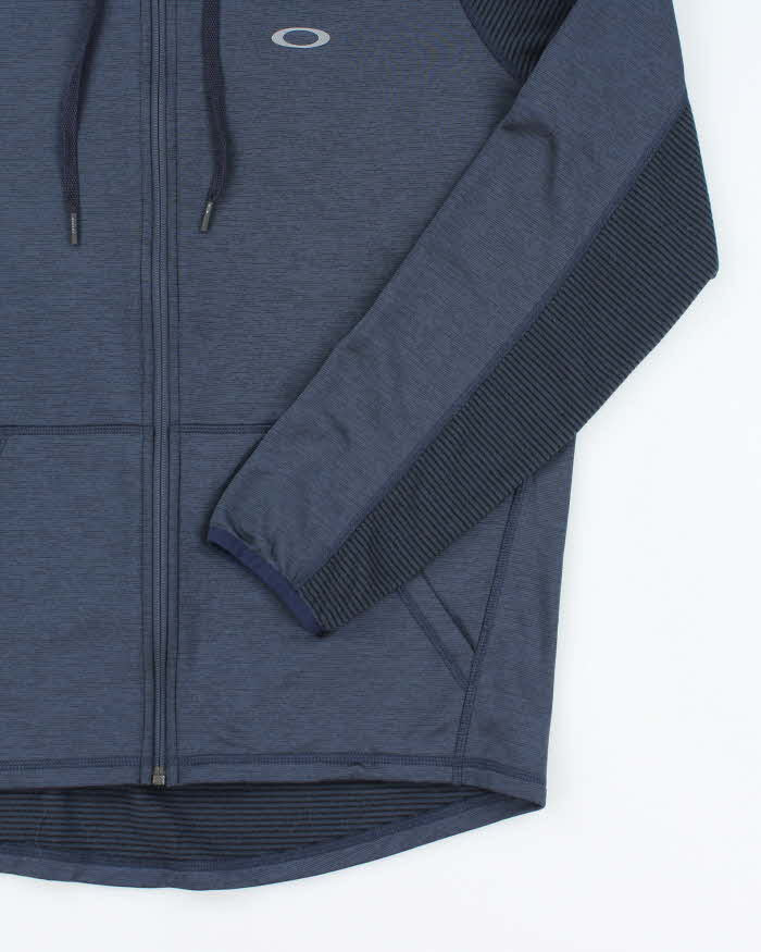 Vintage 2000's Oakley Small Logo Lightweight Zip Up Hoodie - L