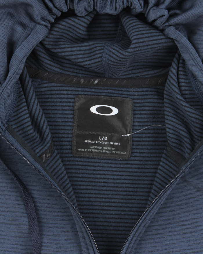 Vintage 2000's Oakley Small Logo Lightweight Zip Up Hoodie - L