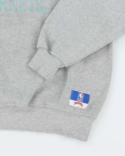 Vintage 2000's Charlotte Hornets NBA Basketball Sweatshirt - M