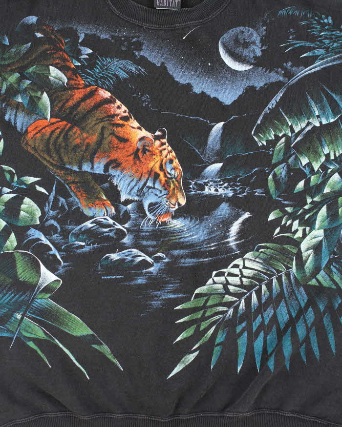 Vintage 90's All Over Print Tiger Drinking Sweatshirt - L