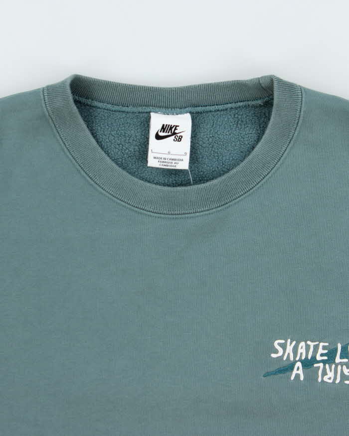 Nike SB Skate Like A Girl Boxy Crewneck Sweatshirt - L