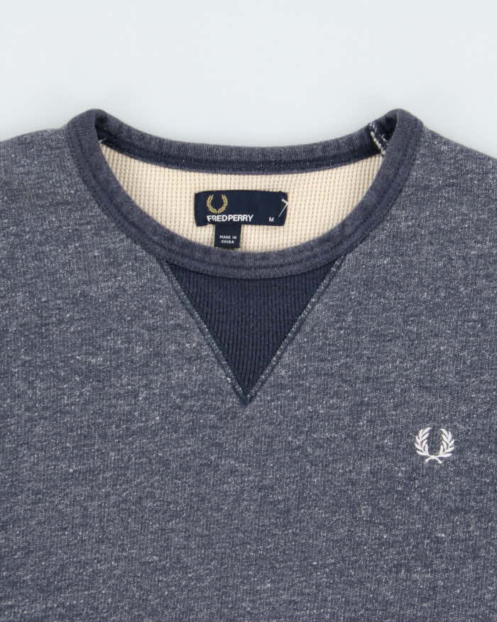 Vintage Y2K 00s Fred Perry Heavyweight Crewneck Sweatshirt - M