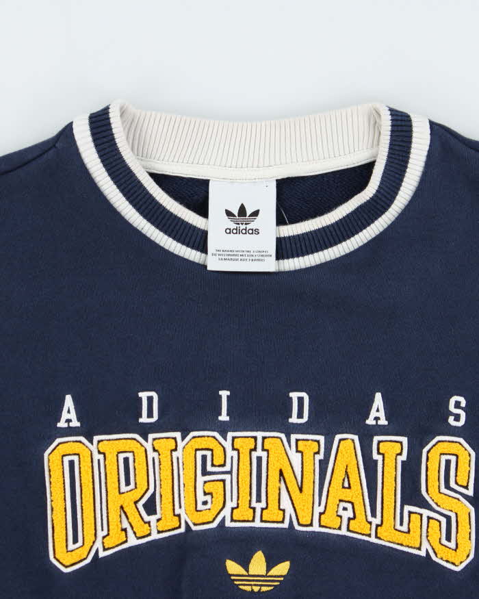 Vintage Adidas Originals Retro Revival Embroidered Heavyweight Crewneck Sweatshirt - M