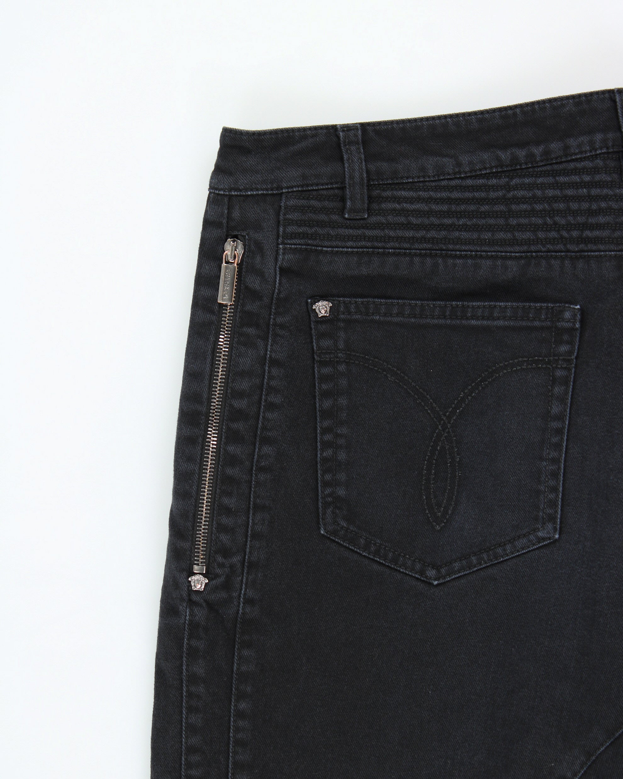 AW2016 Versace Black Low-Rise Slim Fit Motorcycle Denim Biker Jeans - W35 L30