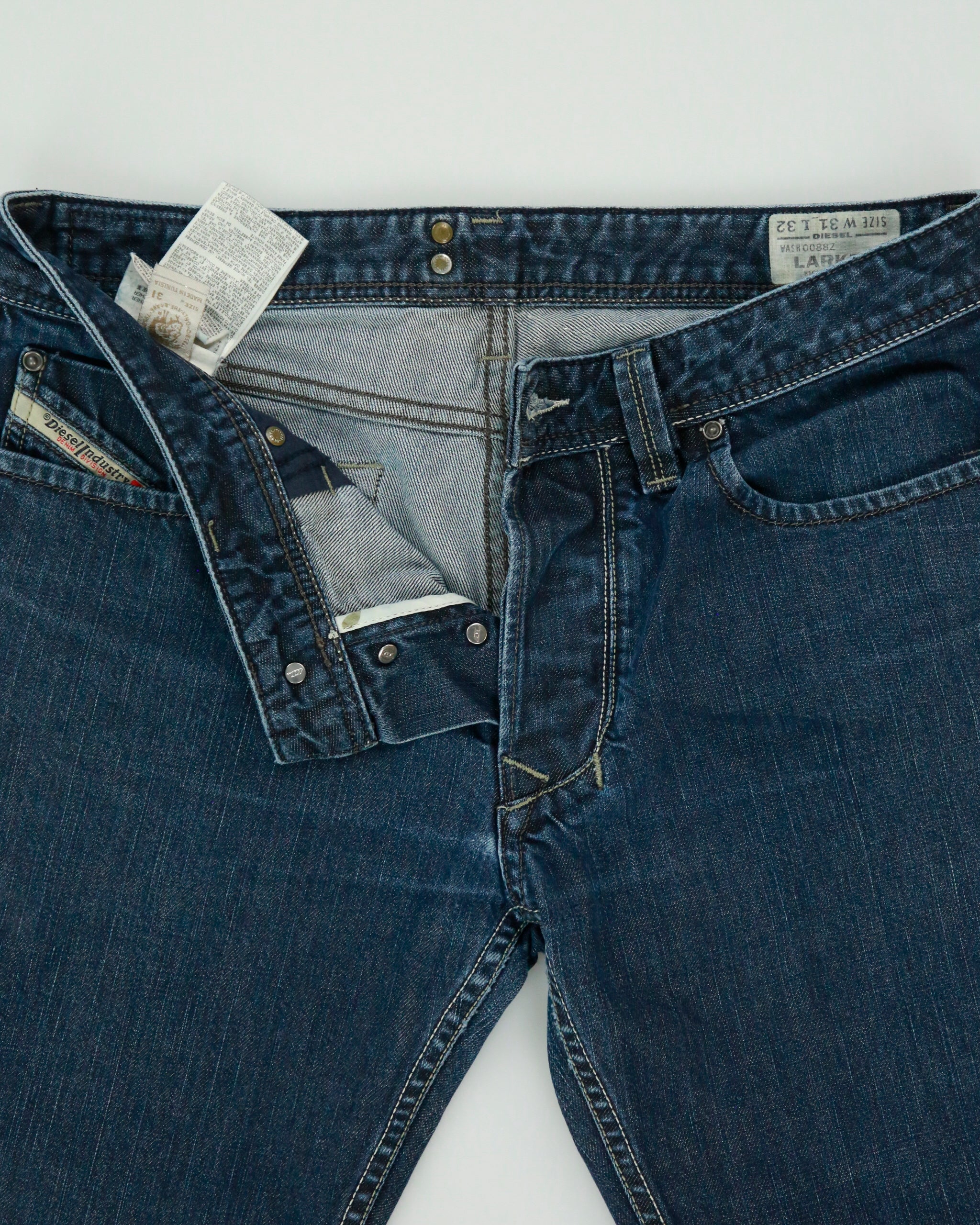 Vintage Y2K 2000s Diesel 'Larkee' Straight Relaxed Fit Jeans - W31 L32