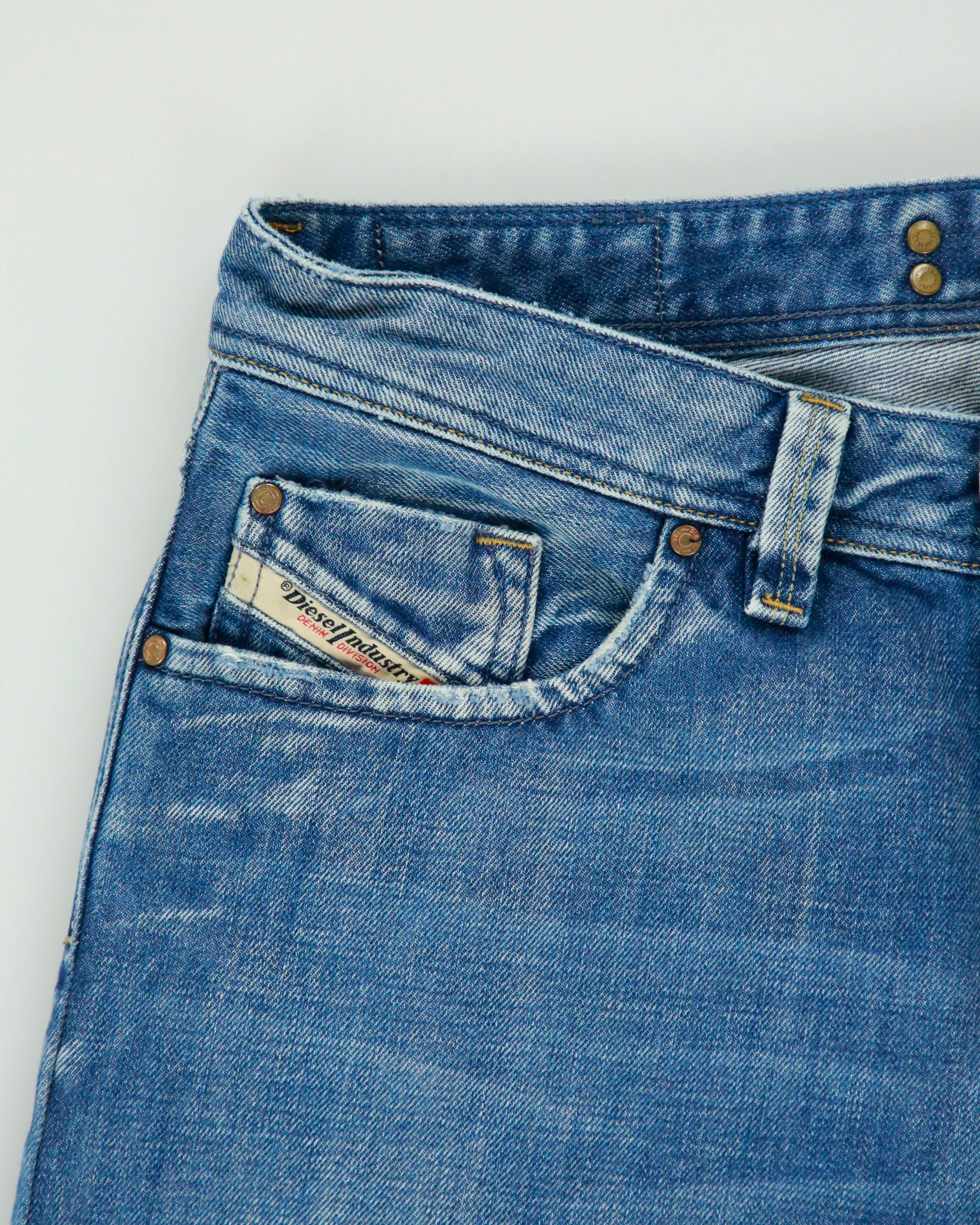 Vintage Y2K 2000s Diesel 'Larkee' Straight Relaxed Fit Jeans - W32 L29