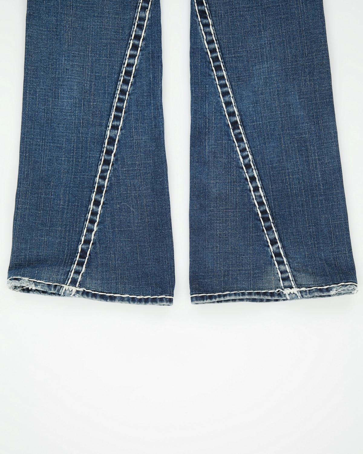 Vintage Y2K 00s True Religion Women's Joey Super T Made In USA Low Rise Contrast Stitch Flap Pocket Bootcut Flared Denim Jeans - W26 L32