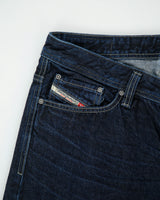 Vintage Y2K 00s Diesel 'Viker' Low Rise Indigo Denim Made In USA Relaxed Straight Leg Jeans - W34 L31