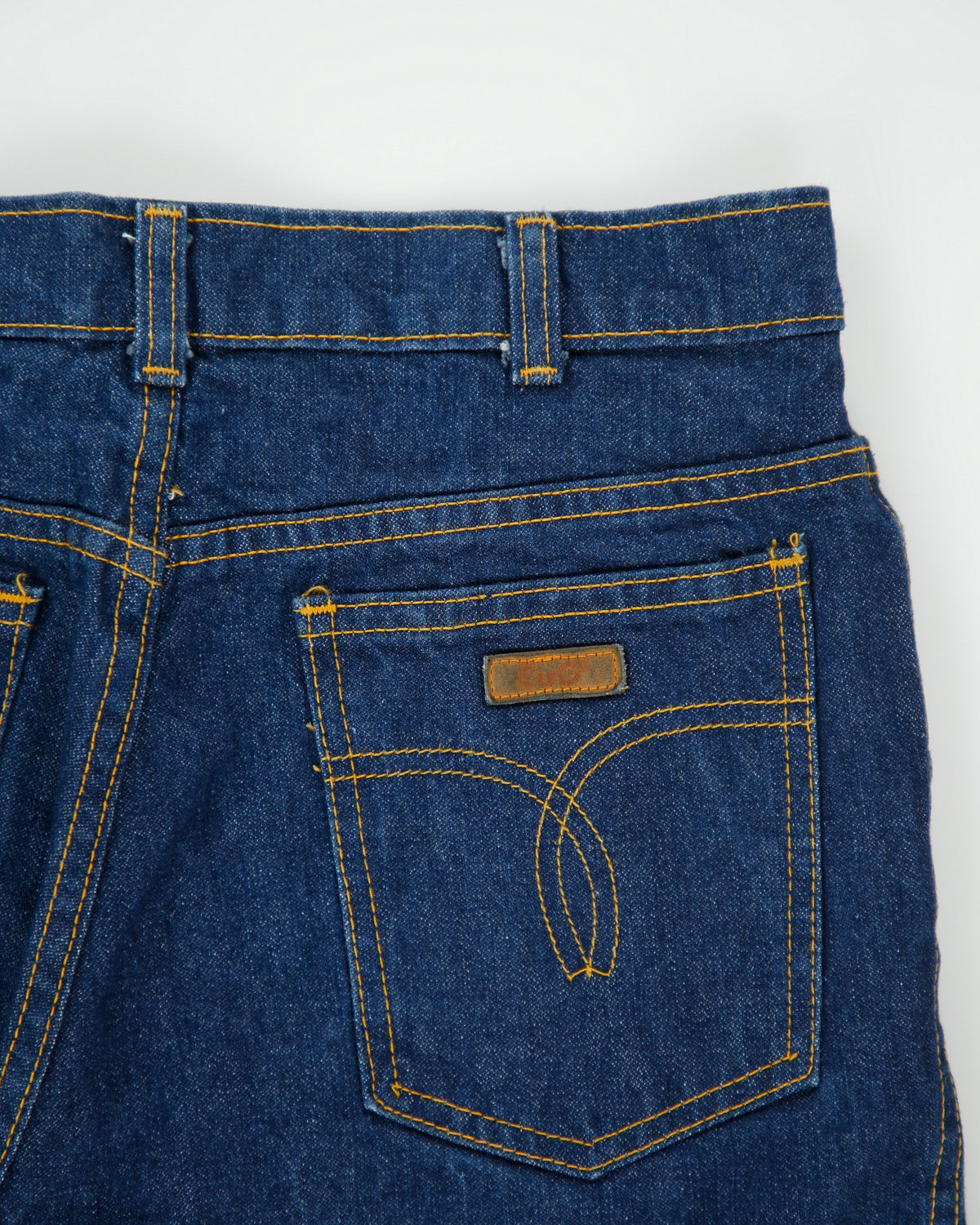 DS Vintage 1990s GWG Mid Rise Indigo Denim Union Made In America Bootcut Jeans - W32 L32