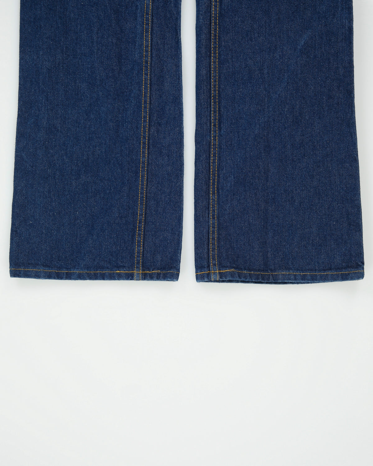 DS Vintage 1990s GWG Mid Rise Indigo Denim Union Made In America Bootcut Jeans - W32 L32