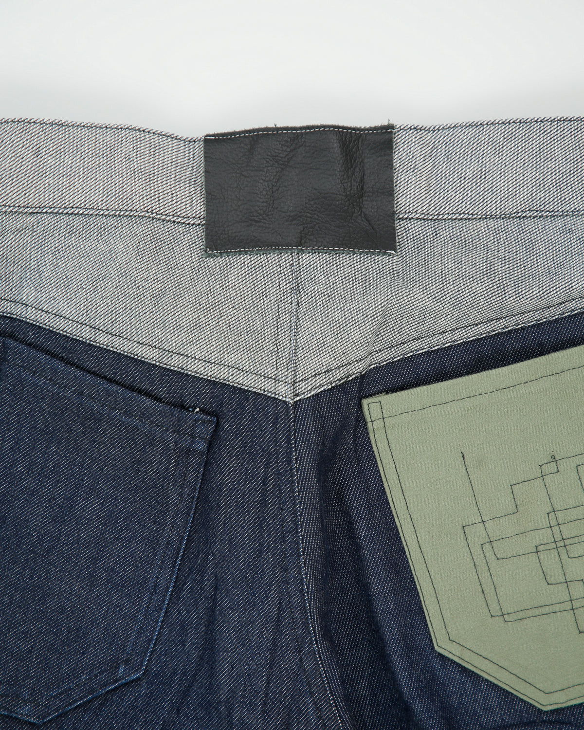 Vintage Custom Made In USA Raw Japanese Selvedge Denim Mid Rise Flap Pocket Wide Leg Jeans - W30 L31