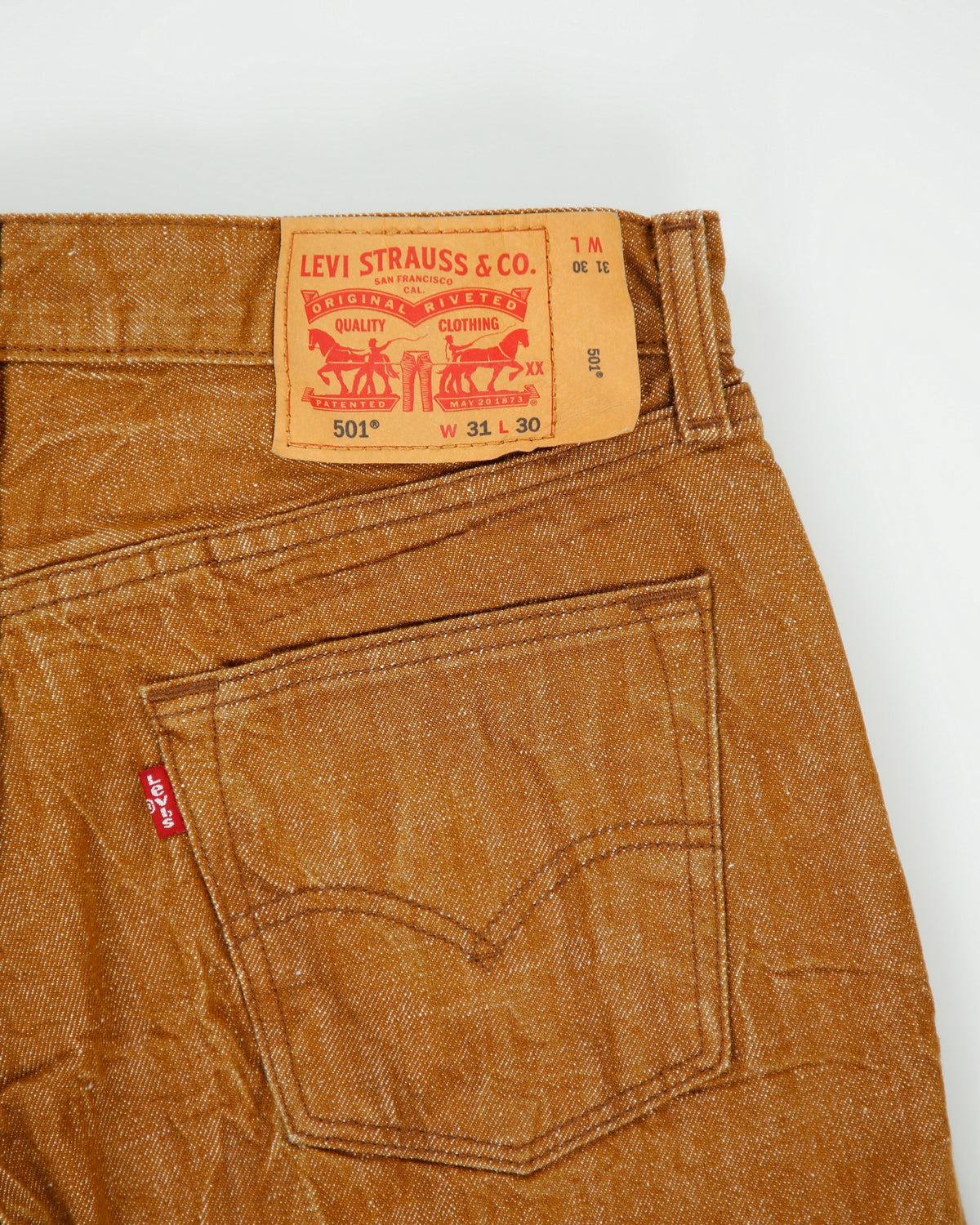 DS Vintage Levi's 501 Red Batwing Tan Mid Rise White Oak Cone Denim Straight Leg Jeans - W31 L30