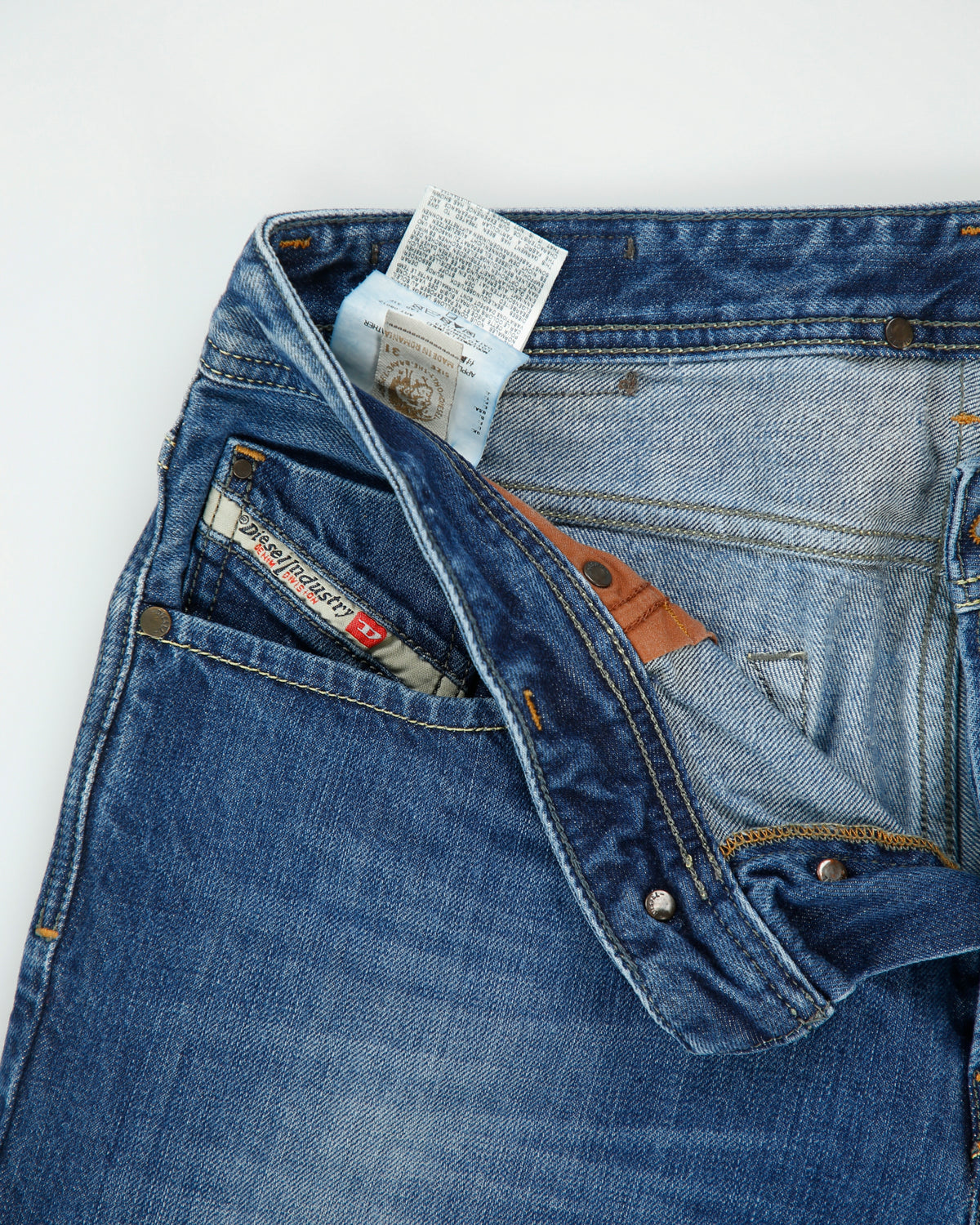 Vintage Y2K Diesel 'Larkee' Low Rise Denim Regular Straight Leg Jeans - W32 L29