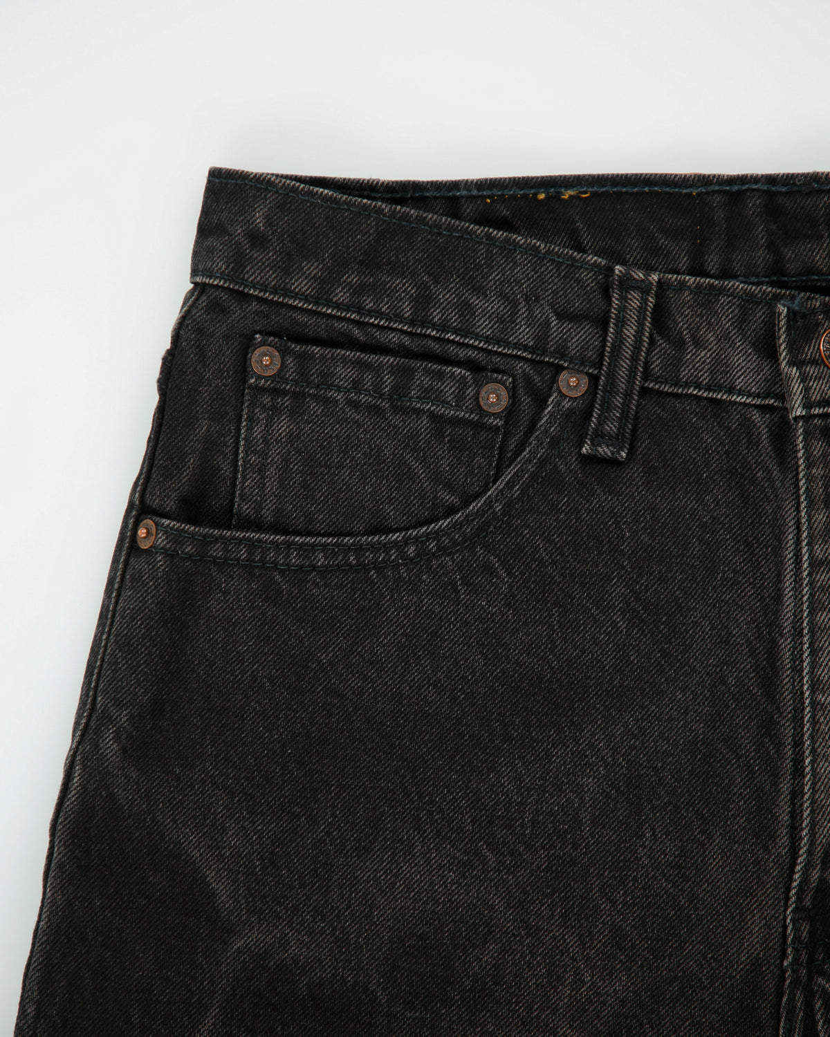 Vintage 1999 Levi's 550 Made In Canada Mid Rise Relaxed Fit Tapered Leg Denim Jeans - W32 L31