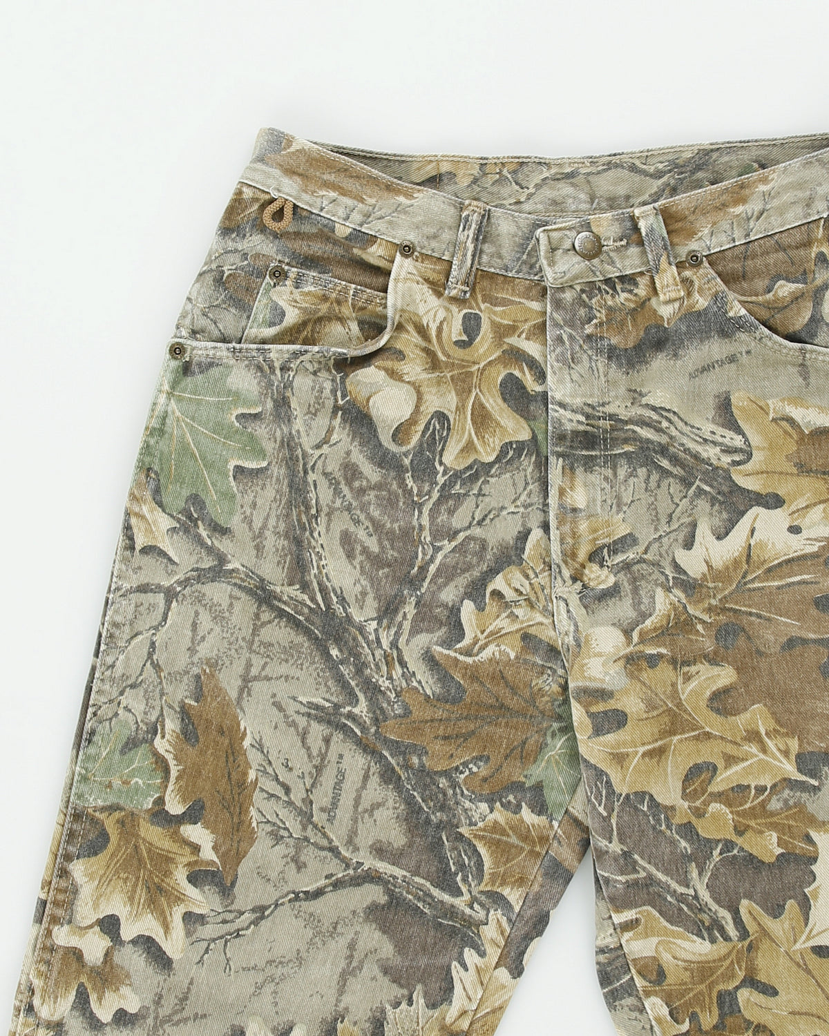 Vintage 1997 Wrangler Rugged Wear Mid Rise Advantage Realtree Camo Denim Made In USA Straight Leg Jeans - W32 L33