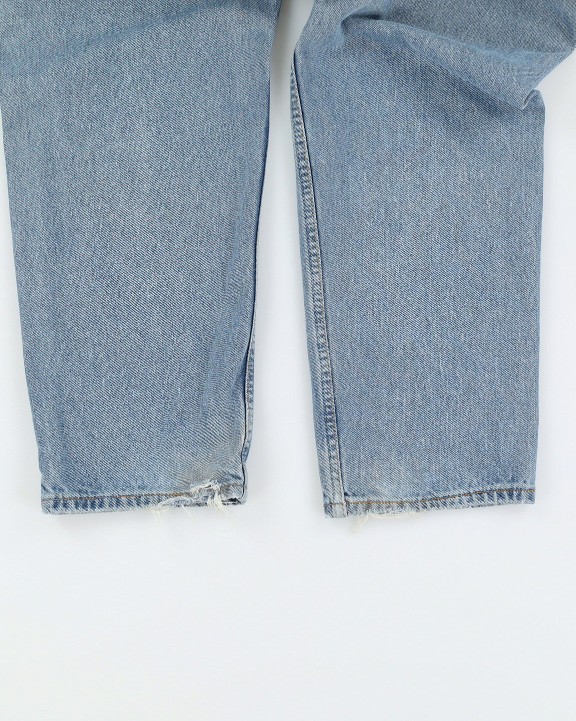 Vintage 90s Levi's Light Wash Relaxed Fit Jeans - W36 L30