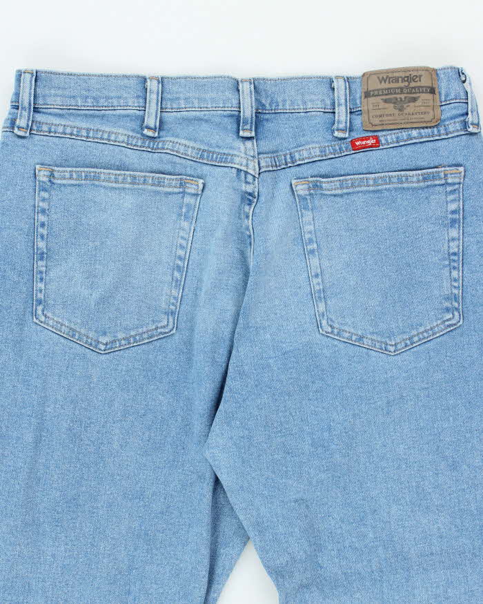 Vintage Wrangler Relaxed Fit Light Wash Jeans - W32 L28