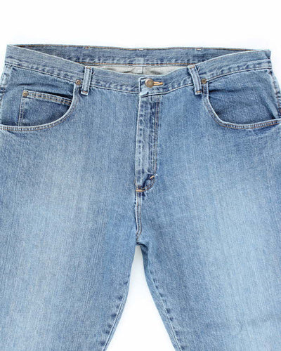 Vintage 90's Wrangler Medium Wash Relaxed Fit Jeans - W38 L32
