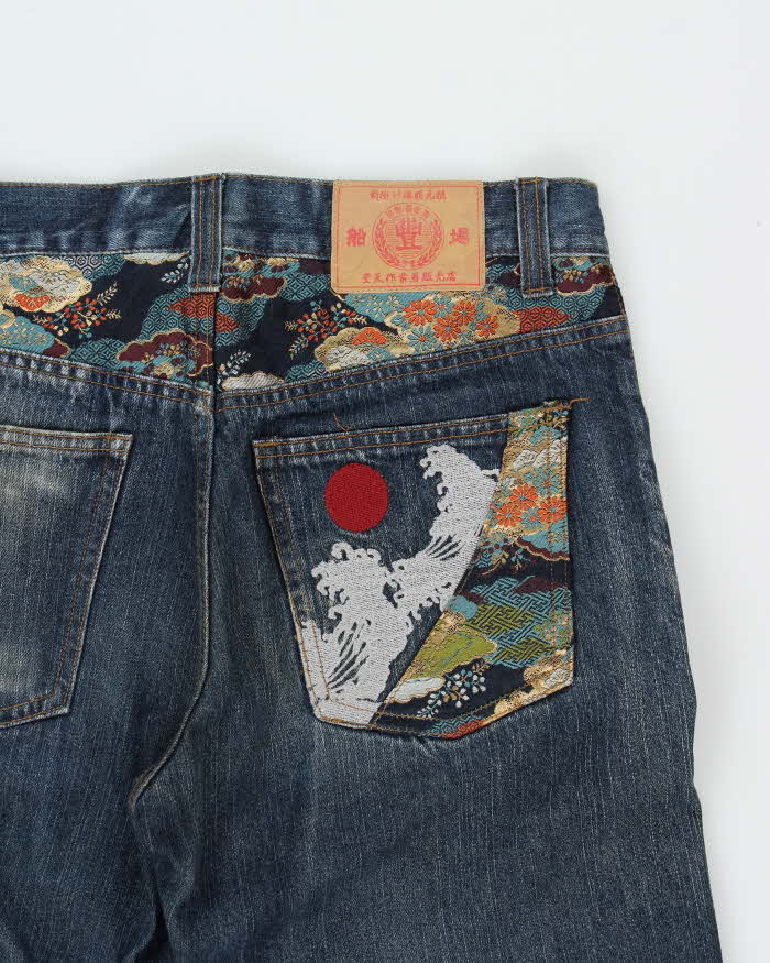 Vintage Y2K 00s Karakuri Tamashi Sukajan Embroidered Japanese Indigo Denim Straight Leg Jeans - W32 L32