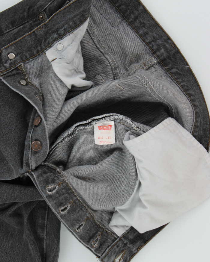 Vintage 1987 Levi's 501 Red Tag Made In USA Straight Leg Distressed Denim Jeans - W31 L32