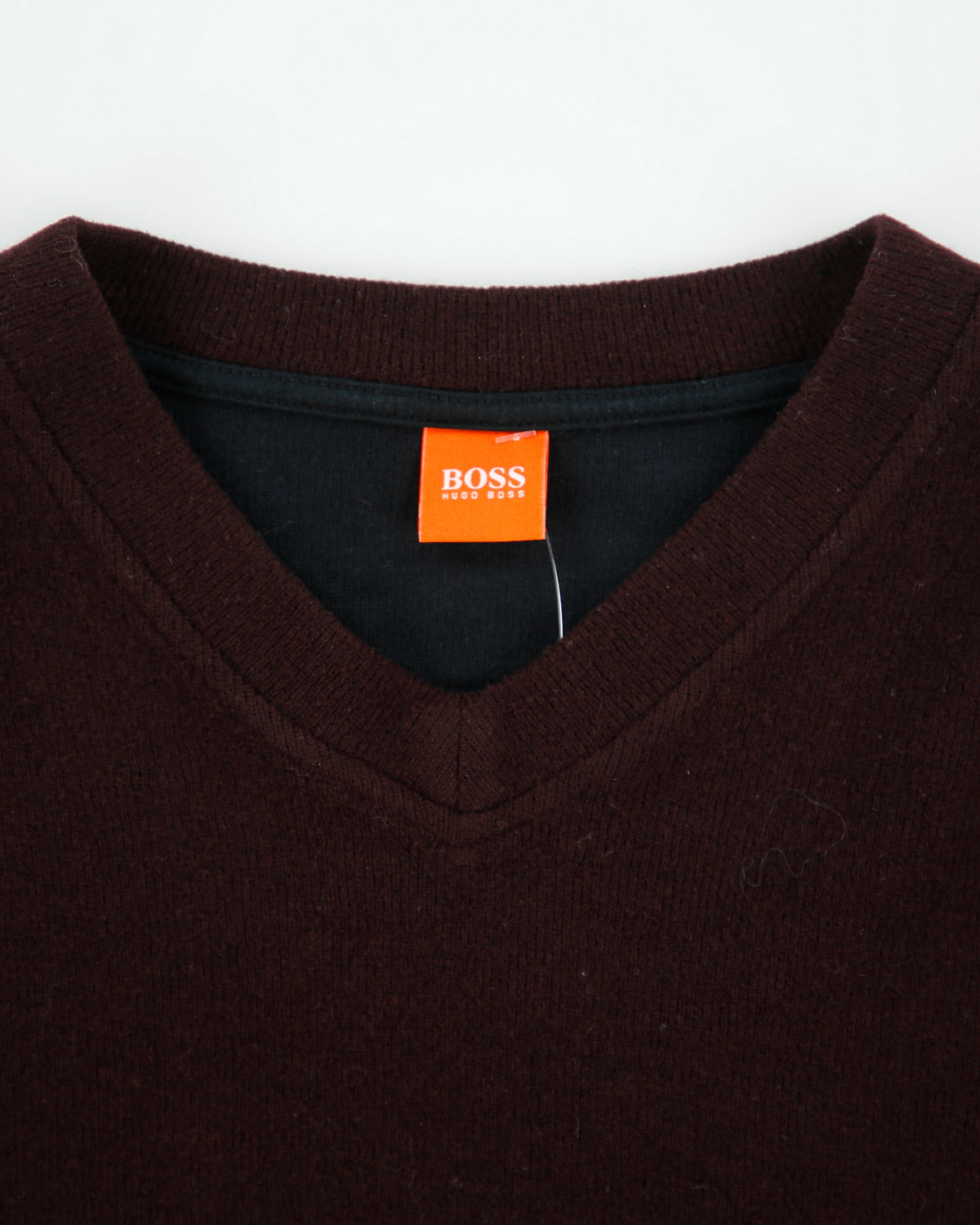 Vintage Y2K 00s Hugo Boss Bordeaux Wool Blend Thermal Lined V-Neck Knit Jumper - XL