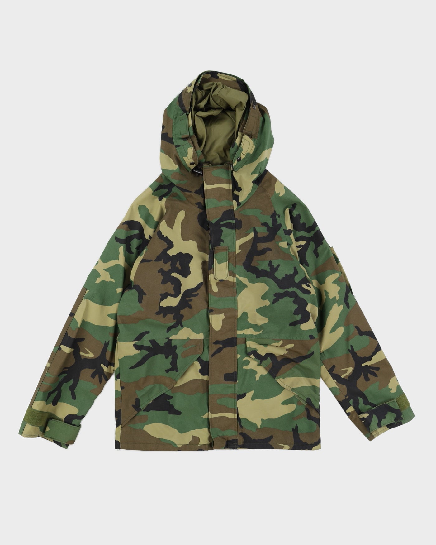 90s Woodland Camo Gore-Tex Parka - M