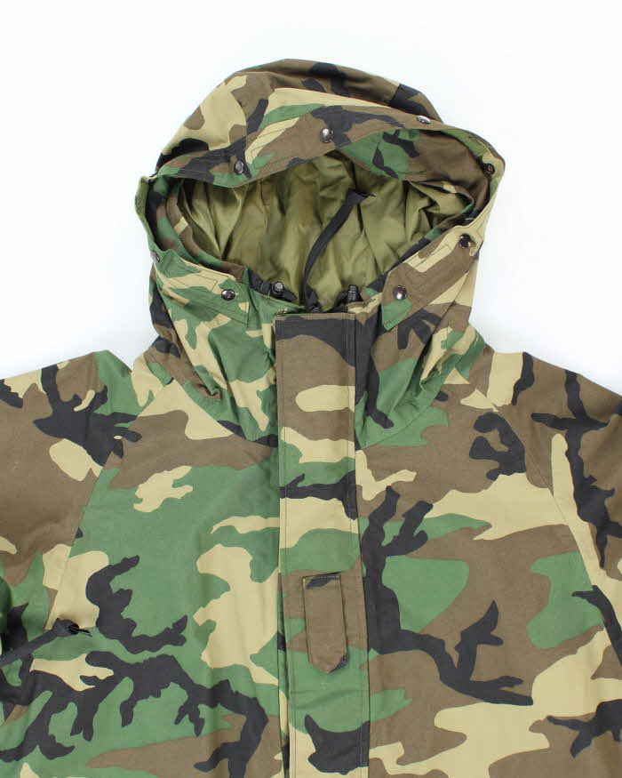 00s Vintage US Army Gore-Tex Woodland Camo Parka - X-Large Regular