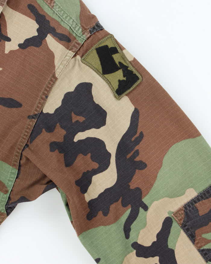 90s Vintage US Army Woodland BDU Jacket - Medium Short