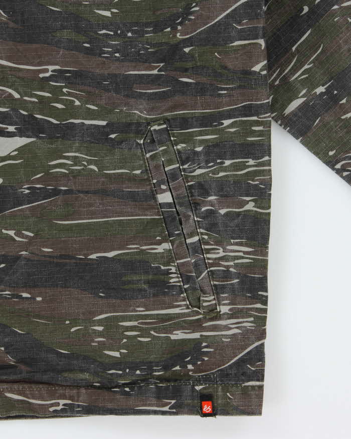 Vintage Y2K 00s éS Skateboarding Canvas Tiger Camo Harrington Jacket - M