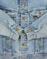 Vintage 1970s Lee Sanforized Union Made In USA Light Wash Hand Embroidered Denim Trucker Jacket - M