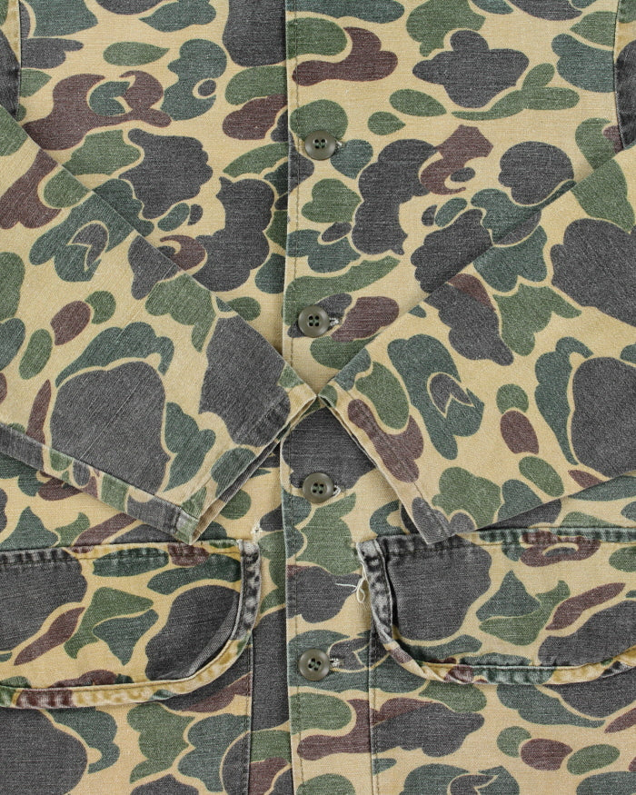 Vintage 1970s Saftbak Duck Camo Made In USA Lightweight Canvas Hunting Jacket - S