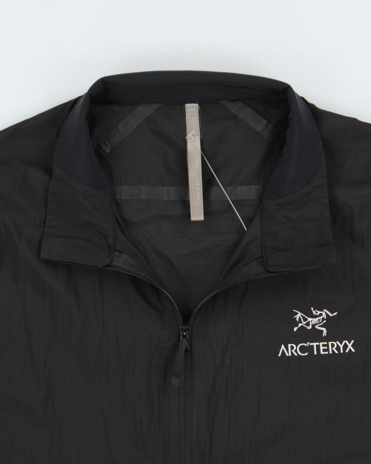 Arc'teryx Veilance Demlo Ultra Lightweight Water Resistant Shell Jacket - M