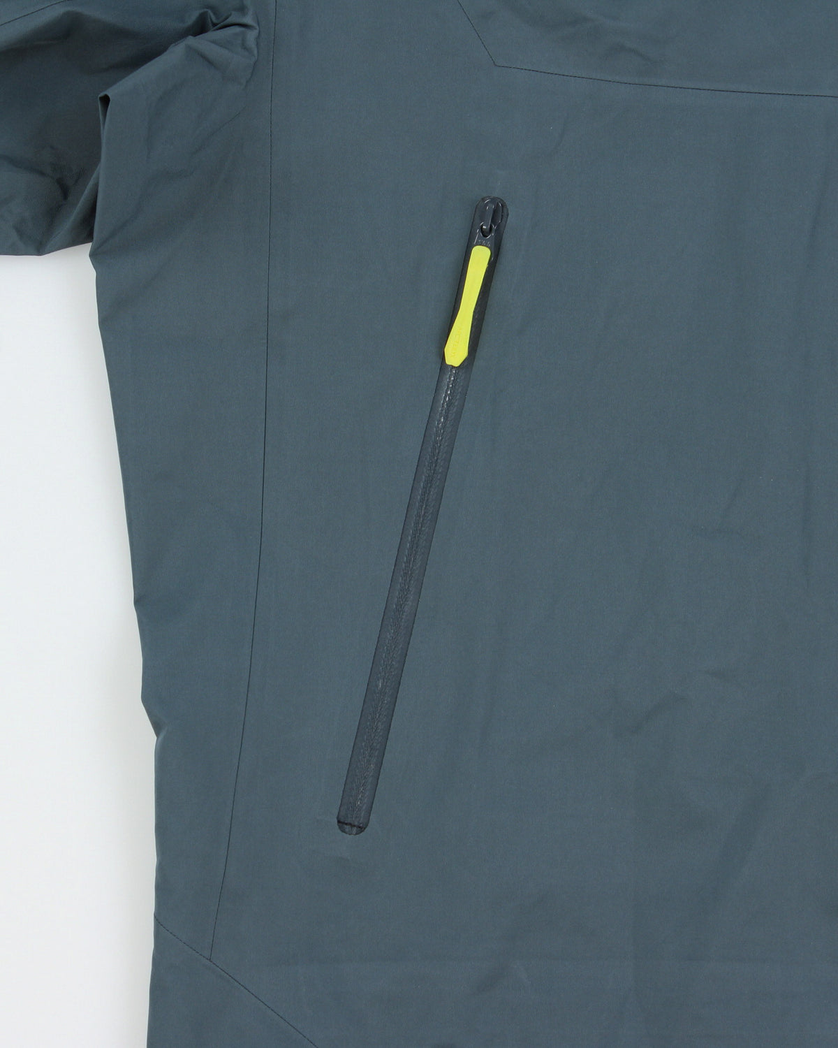 Arc'teryx Slate Teal Beta SL Gore-Tex Pro ePE Mountaineering Jacket - S