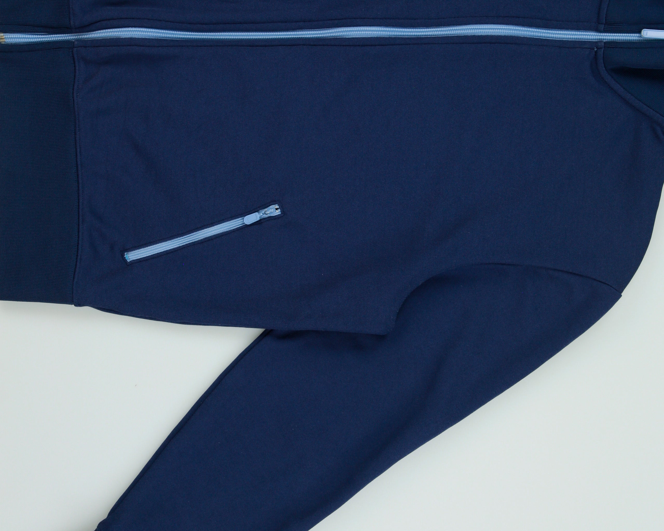 Vintage Y2K 00s GAP Navy Taped Funnel Neck Track Jacket - M