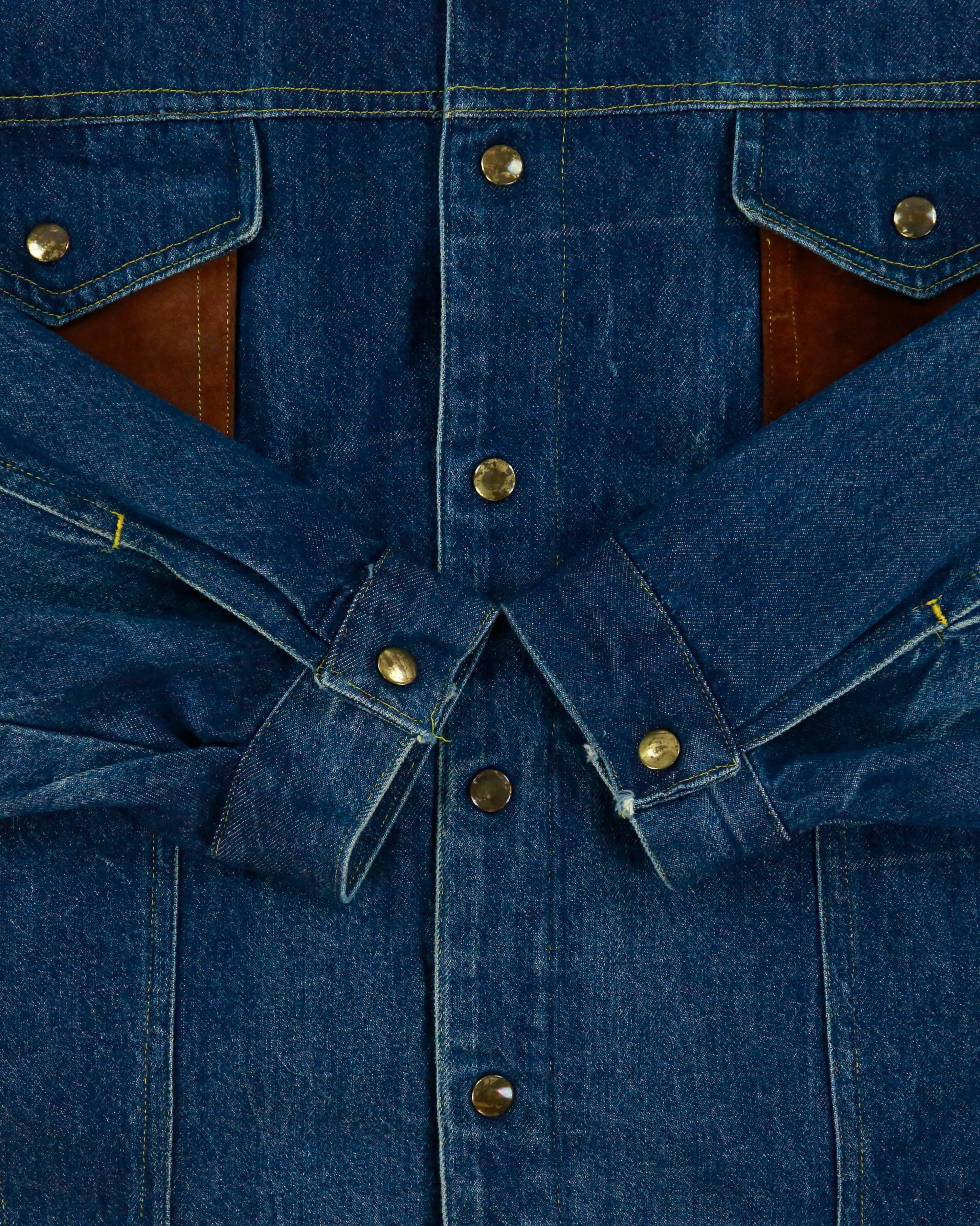 Vintage 1990s U.S Dark Wash Denim Suede Patch Western Trucker Jacket - XL