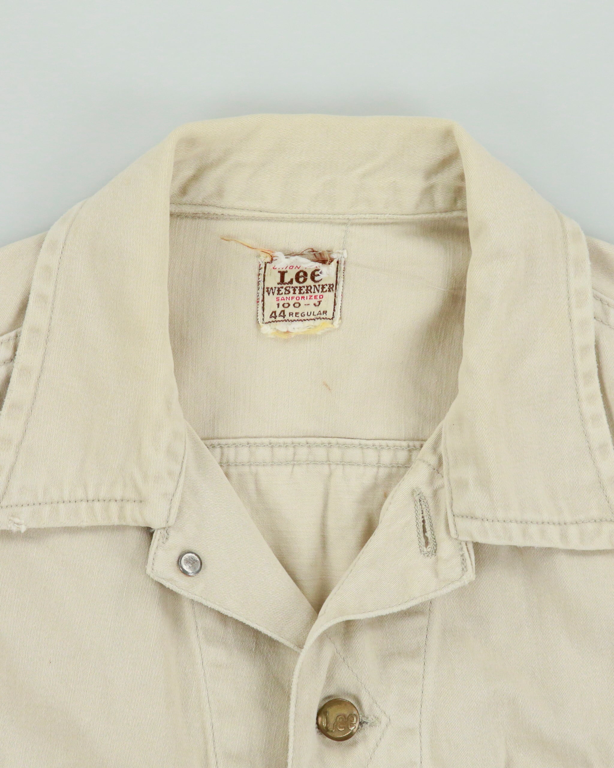 Vintage 1960s Lee Westerner Sanforized 100-J Union Made In USA Distressed Desert Khaki Santeen Denim Trucker Jacket - XL