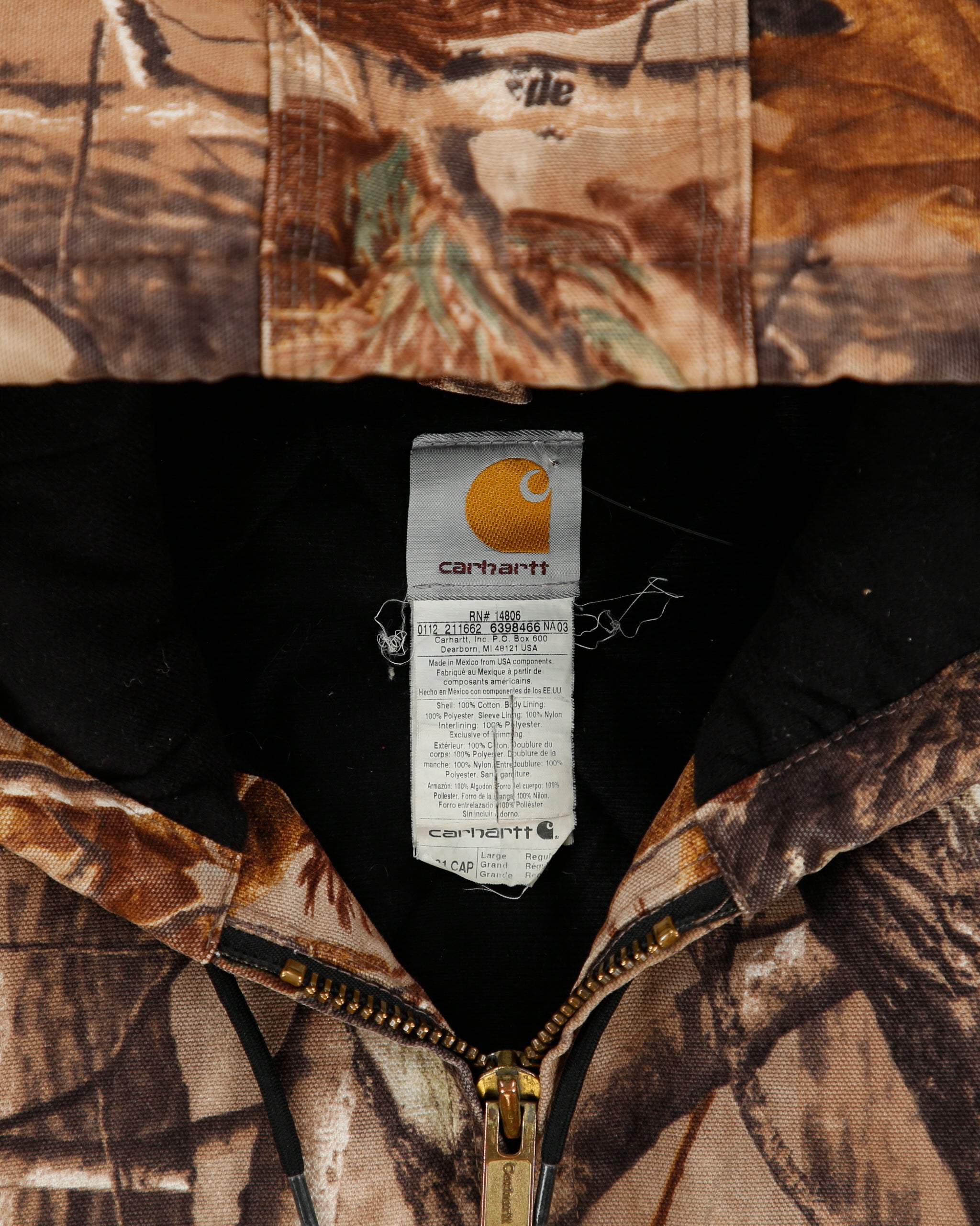 Vintage Carhartt J221 CAP Real Tree Camo Canvas Quilt Lined Active Jacket - L