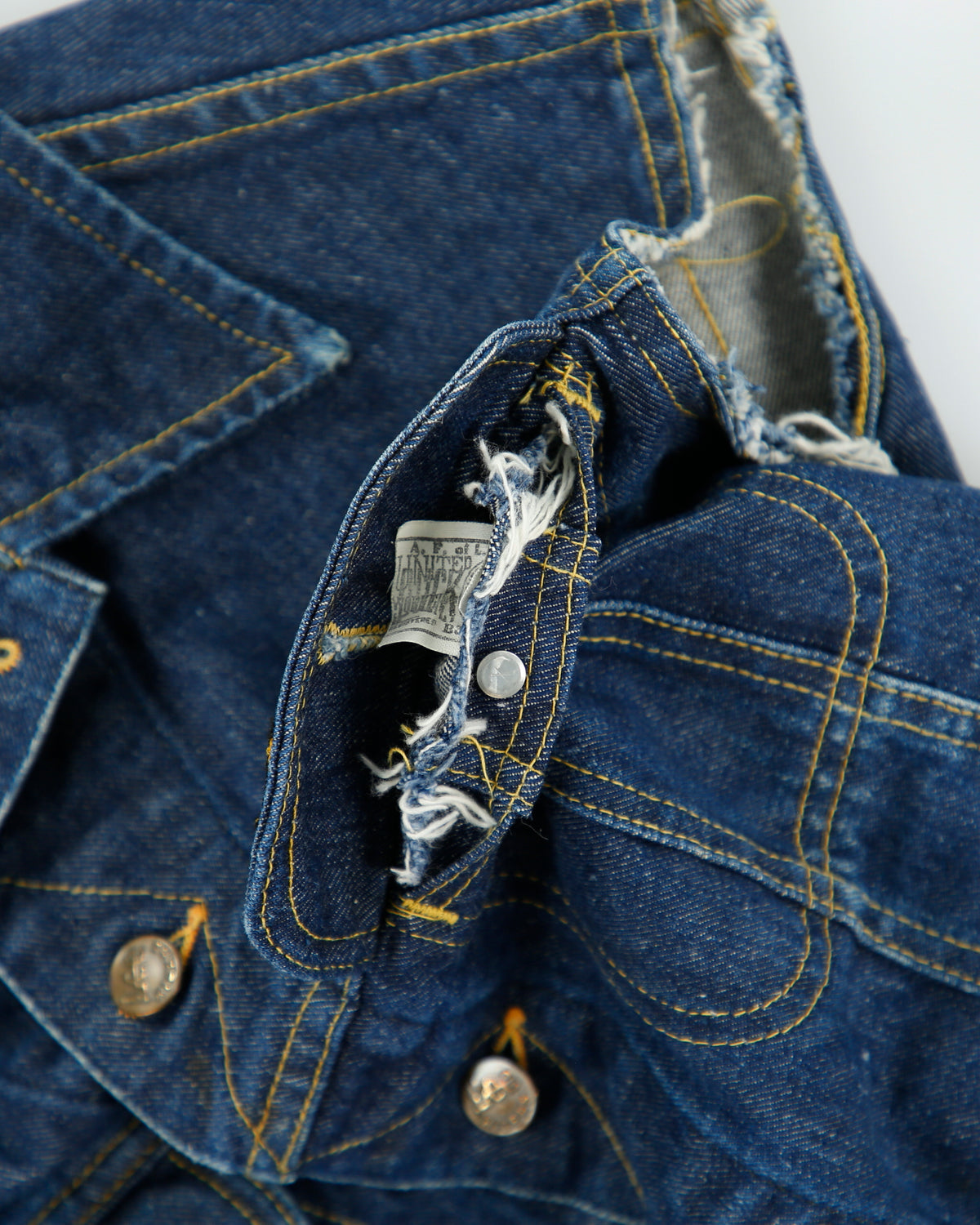 Vintage 1960s Lee 101-J Union Made In USA Sanforized Raw Indigo Demim Sleeveless Trucker Jacket - M