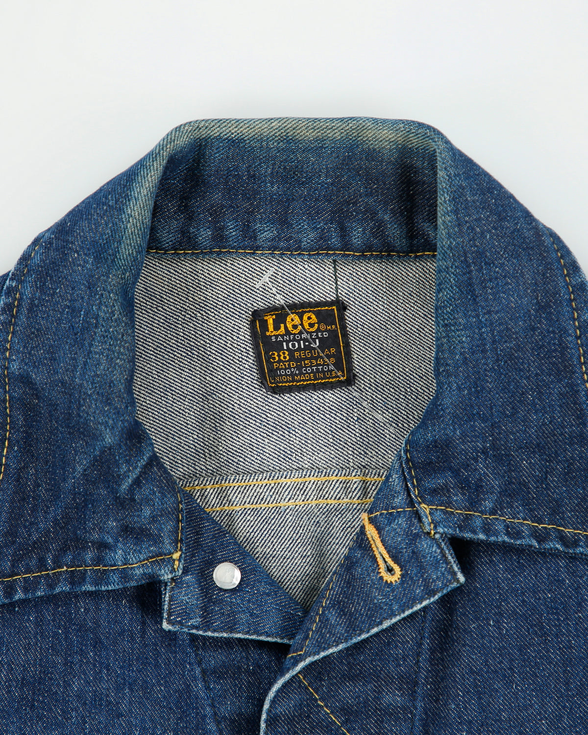 Vintage 1960s Lee 101-J Union Made In USA Sanforized Raw Indigo Demim Sleeveless Trucker Jacket - M
