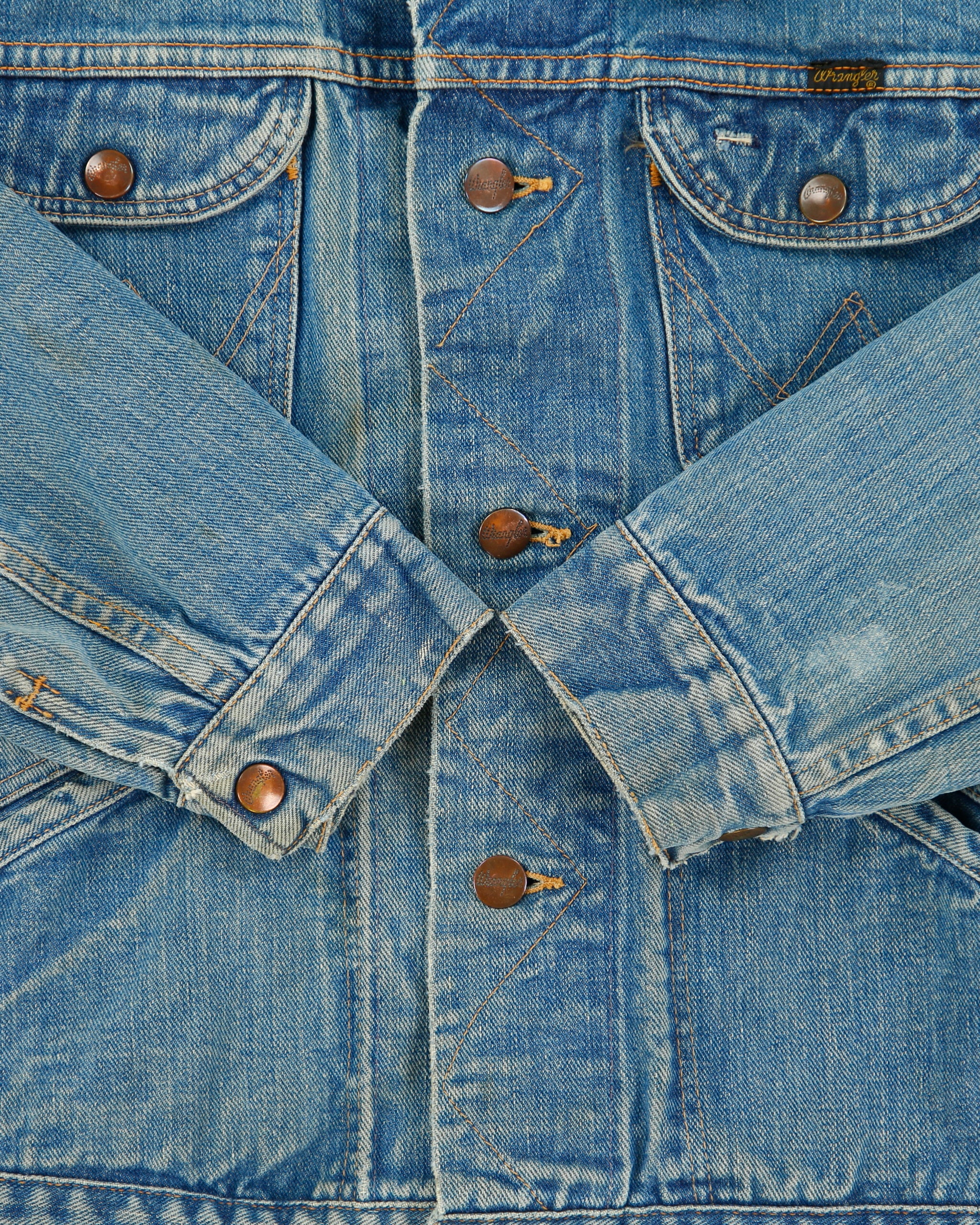 Vintage 1970s Wrangler 124MJ Made In USA Custom Embroidered Denim Trucker Jacket - S