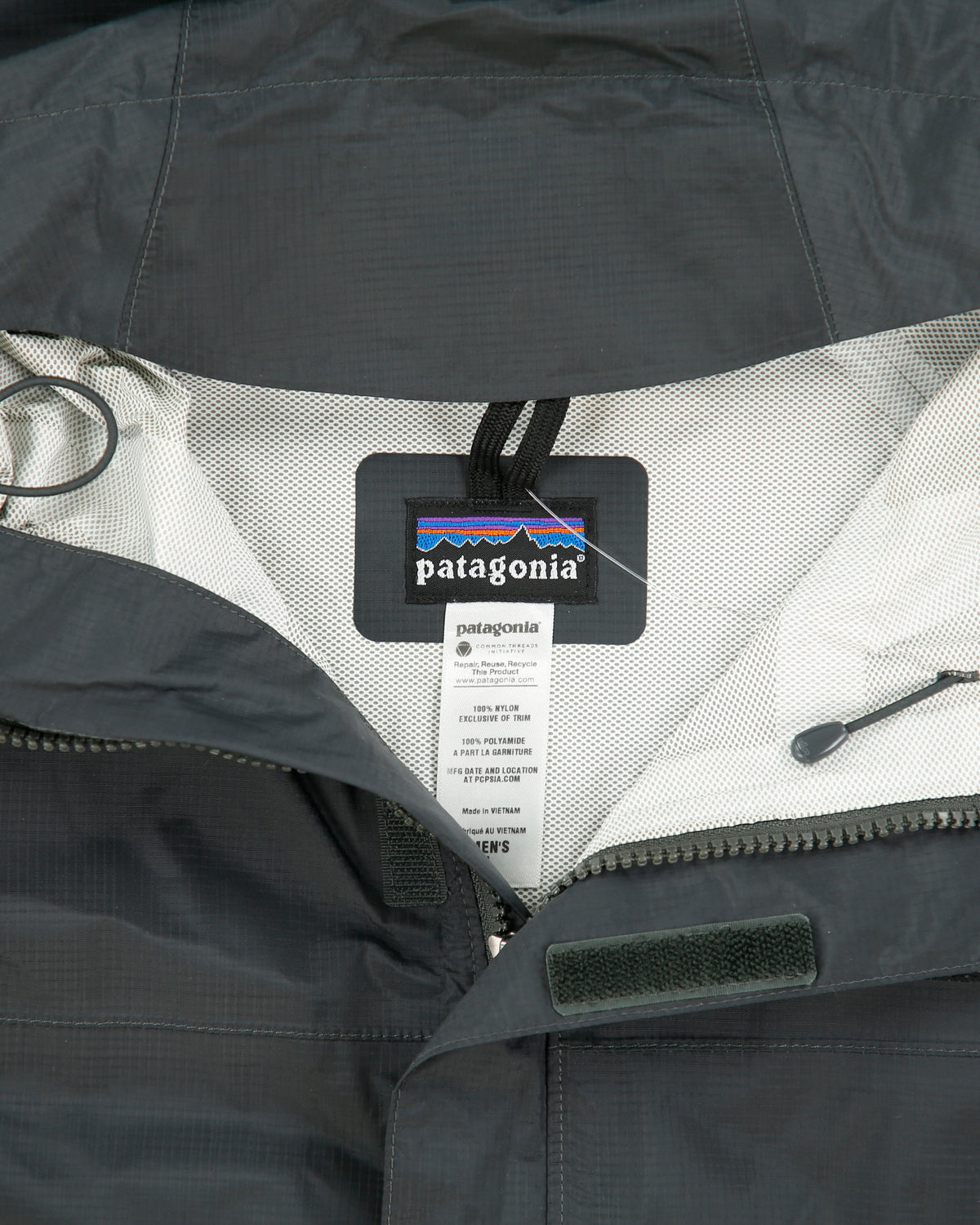 Vintage Patagonia Graphite Lightweight Shell H2No Jacket - L