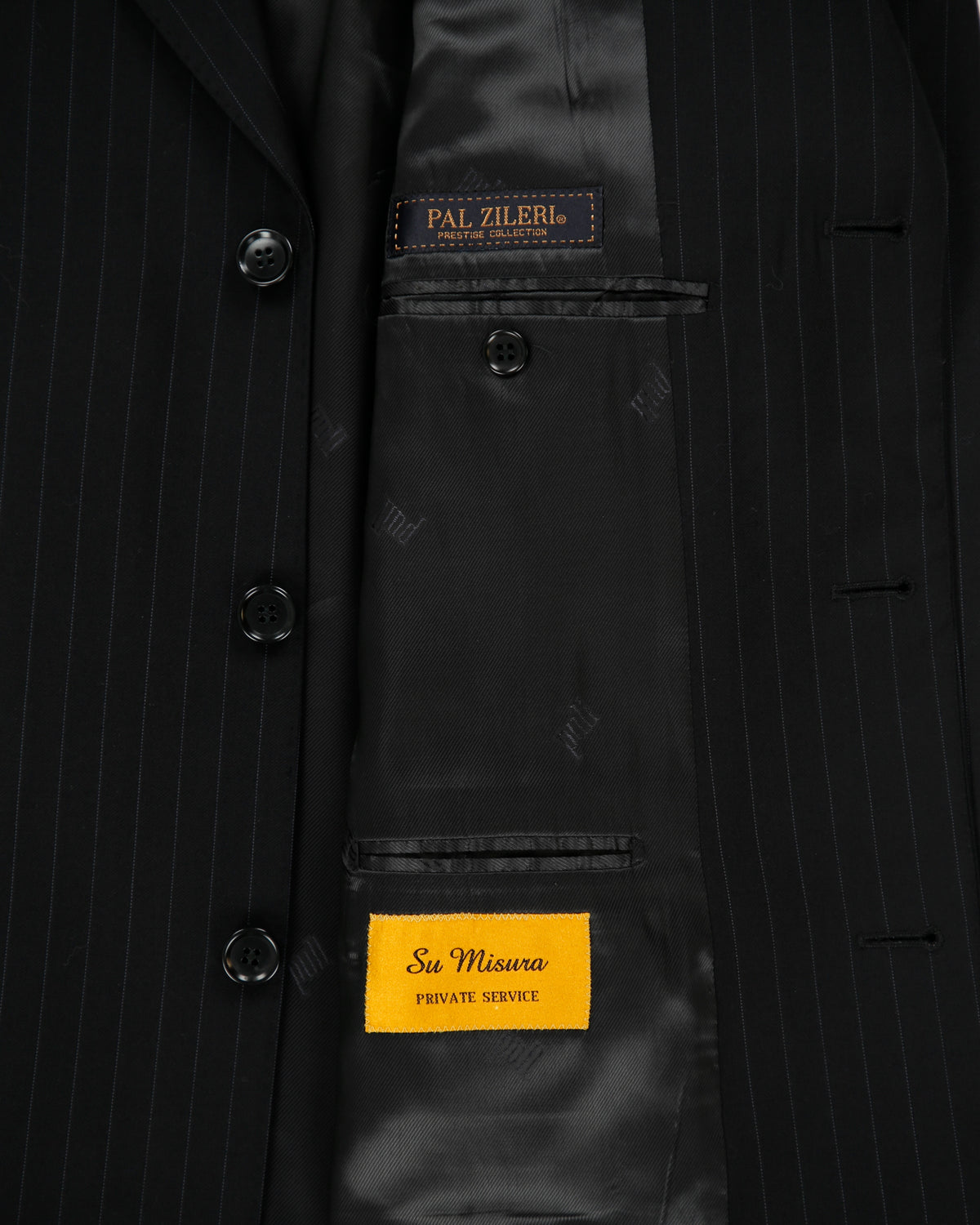 Vintage Pal Zileri Prestige Collection Pinstripe Wool Double Pleated Relaxed Leg 3-Button Single Breasted Two Piece Suit - M
