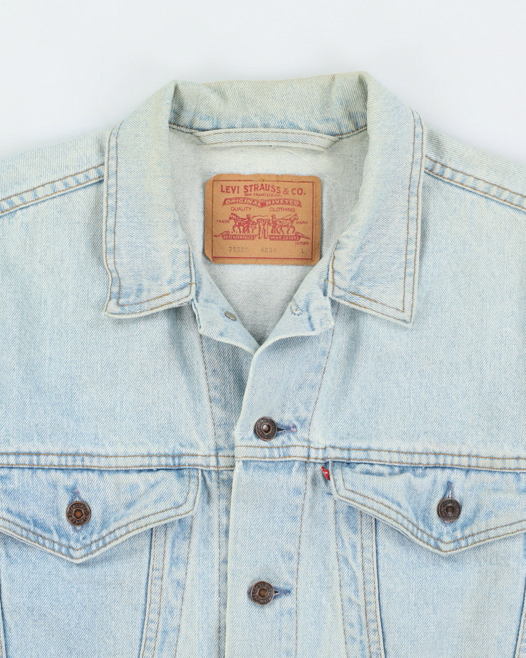 Vintage 90s Levi's Blue Light Washed Denim Jacket - L