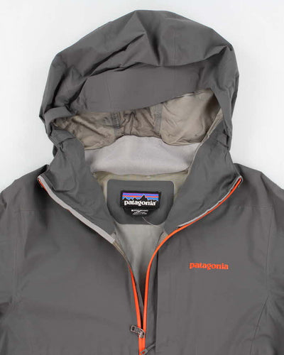 Men's Vintage Grey Patagonia Zip Up Gore-Tex Windbreaker - M