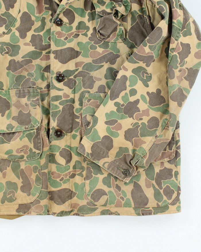 Vintage 90's Heavyweight Camouflage Button Up Jacket - L