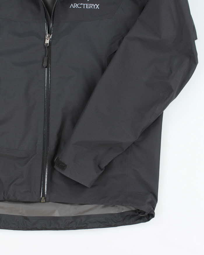 Vintage Arc'teryx Lightweight Goretex Rain Jacket - S